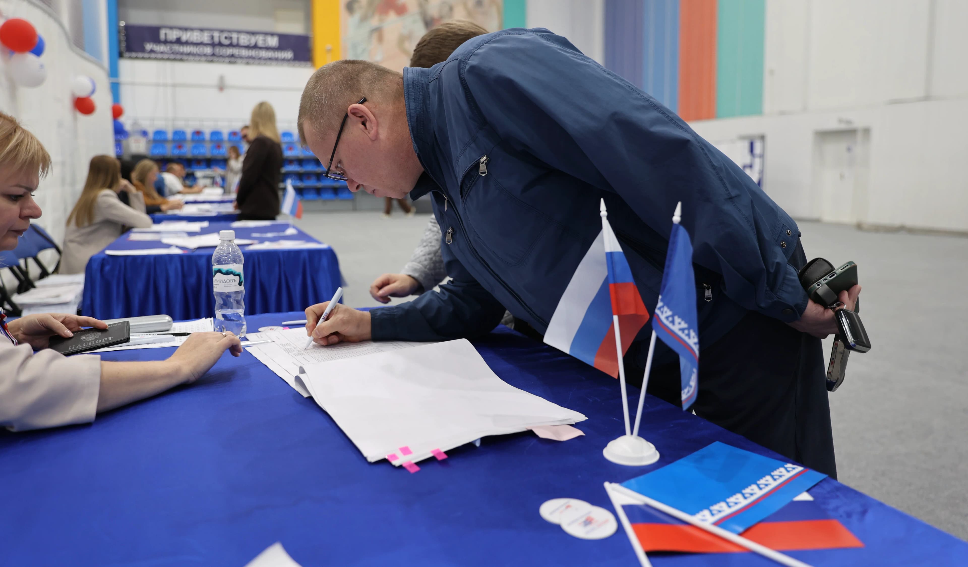 В Муравленко помещение для голосования посетили 75,36% избирателей.
