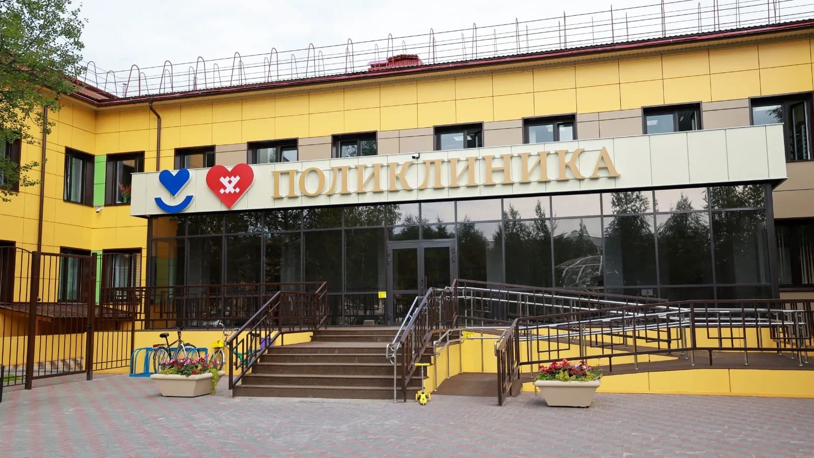 Муравленковцев вакцинируют от клещевого энцефалита